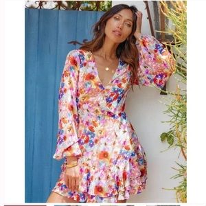 NWT VICI Sensational Floral Mini Dress